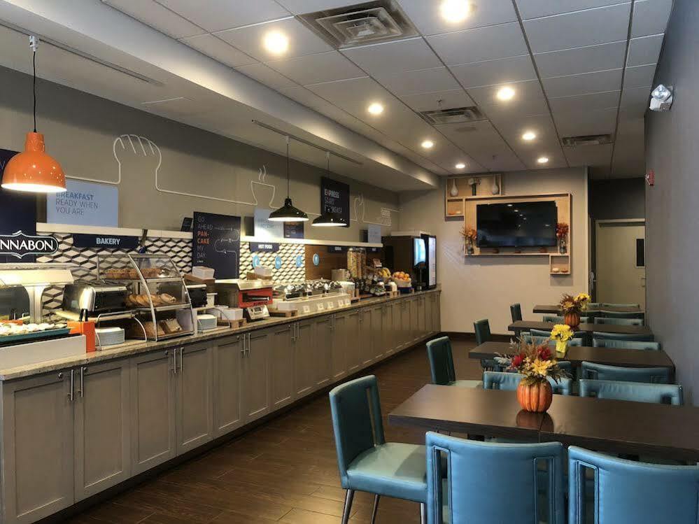 Holiday Inn Express Washington Dc Silver Spring By Ihg Экстерьер фото