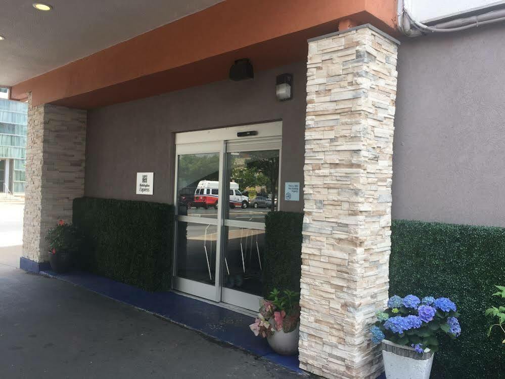 Holiday Inn Express Washington Dc Silver Spring By Ihg Экстерьер фото
