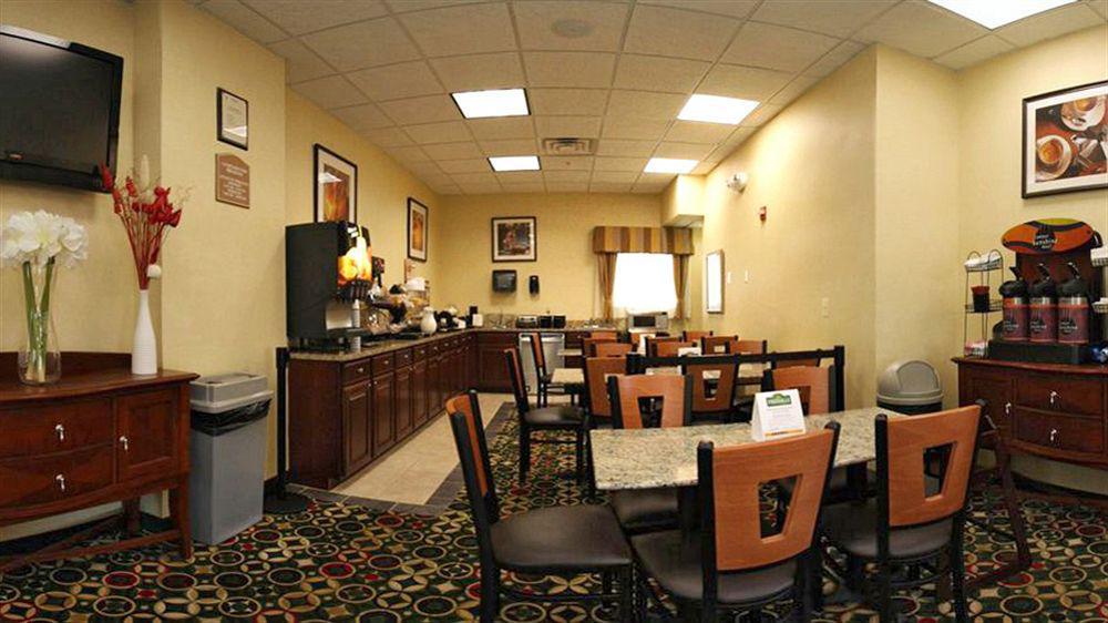 Holiday Inn Express Washington Dc Silver Spring By Ihg Экстерьер фото